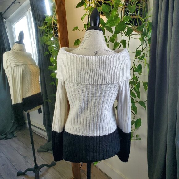 SUZY SHIER | Off The Shoulder Cable knit Long Sleeve Black White Sweater (M) - Picture 8 of 10